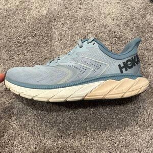 Hoka One One Arahi 5 Running Shoes Womens Size 8.5 D Sky Blue Athletic Sneakers